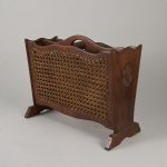 1742 3140 MAGAZINE RACK